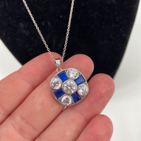 Sterling silver blue and silver necklace - Picture 2 of 5